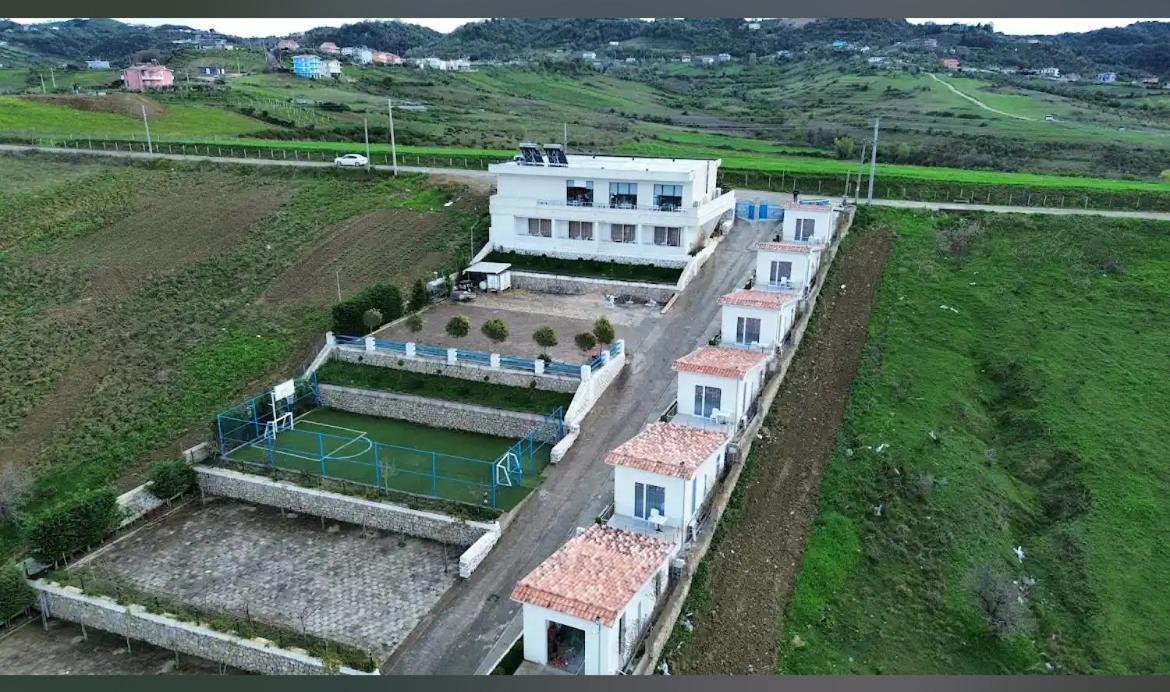 Saint Michelle Residence Shetaj エクステリア 写真