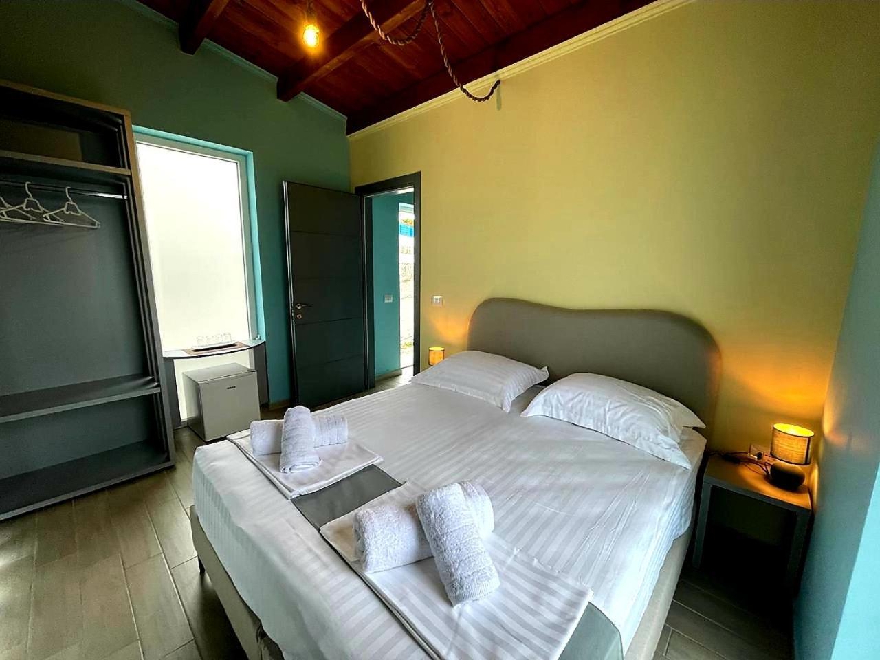 Saint Michelle Residence Shetaj エクステリア 写真